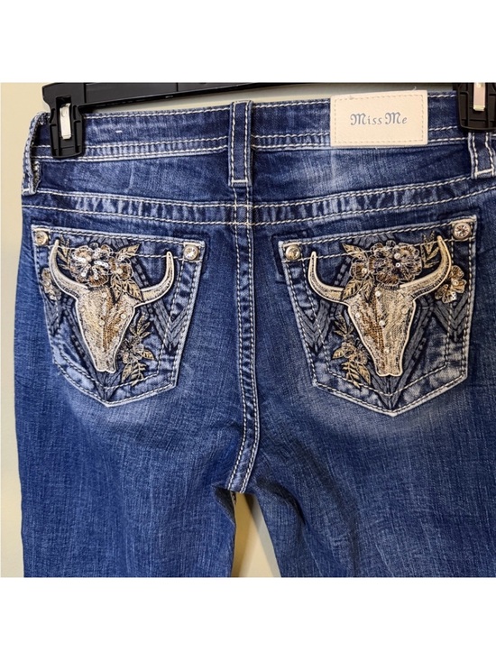 Miss Me Denim - Like New Gorgeous Miss Me Los Angeles Curvy Boot Jeans With 30” Inseam